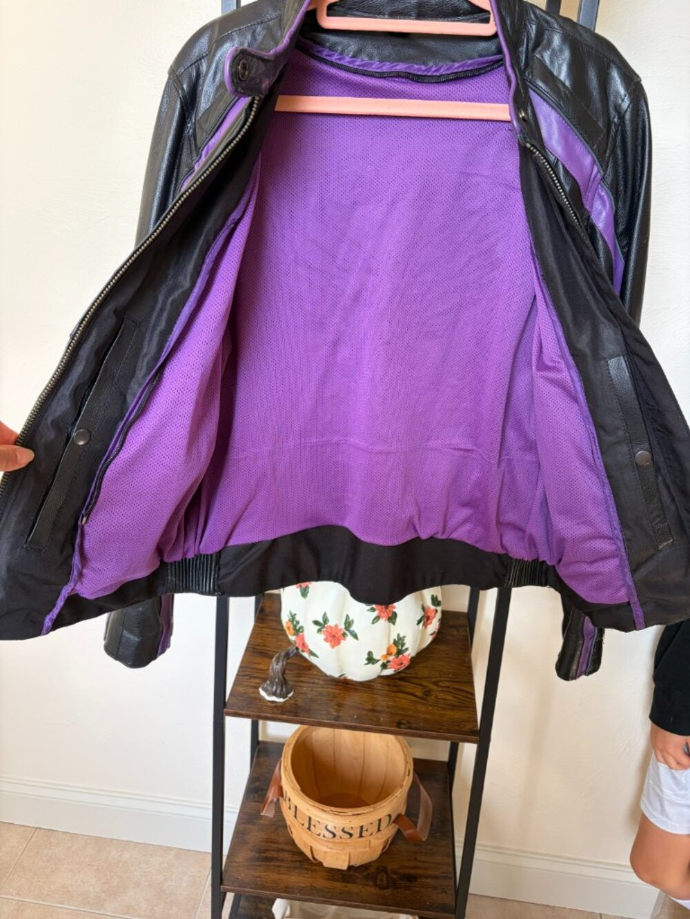 Womens Leather Riding Jacket - Picture 3 of 4